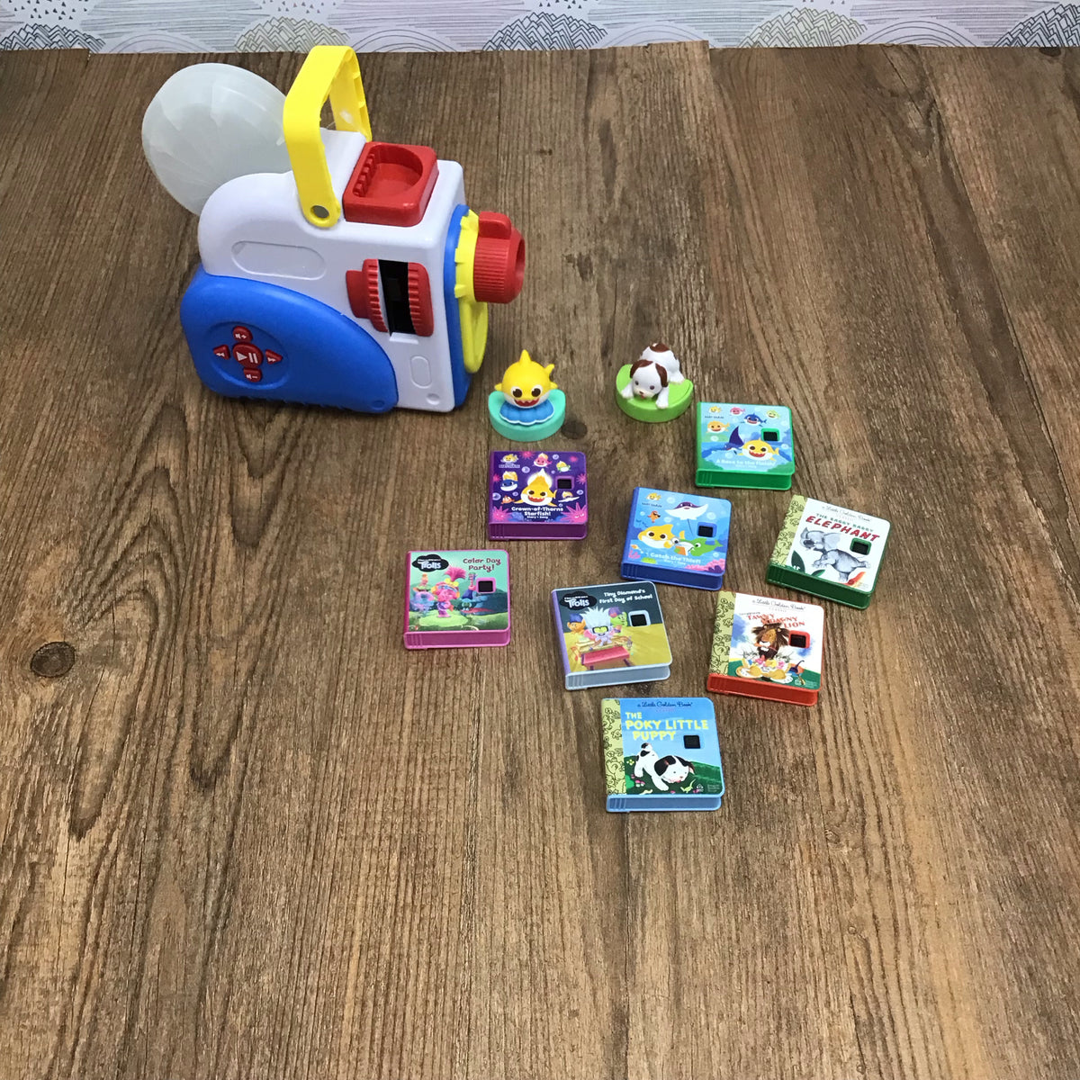 Little Tikes Story Dream Machine With 7 Book Cartridges. This Item Does Not Ship