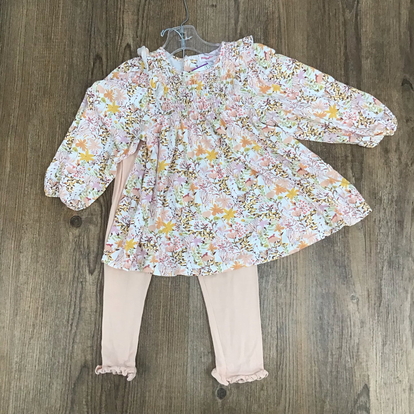 Magnetic Me Kids Size 3T Two Piece Outfit