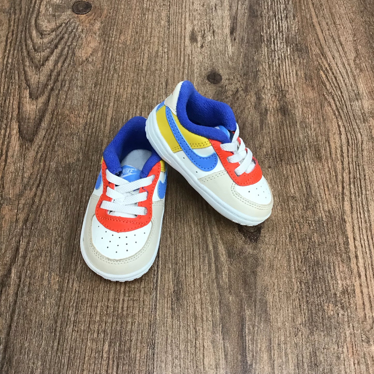 Color Block Sizes 3 Nike Athletic Shoes