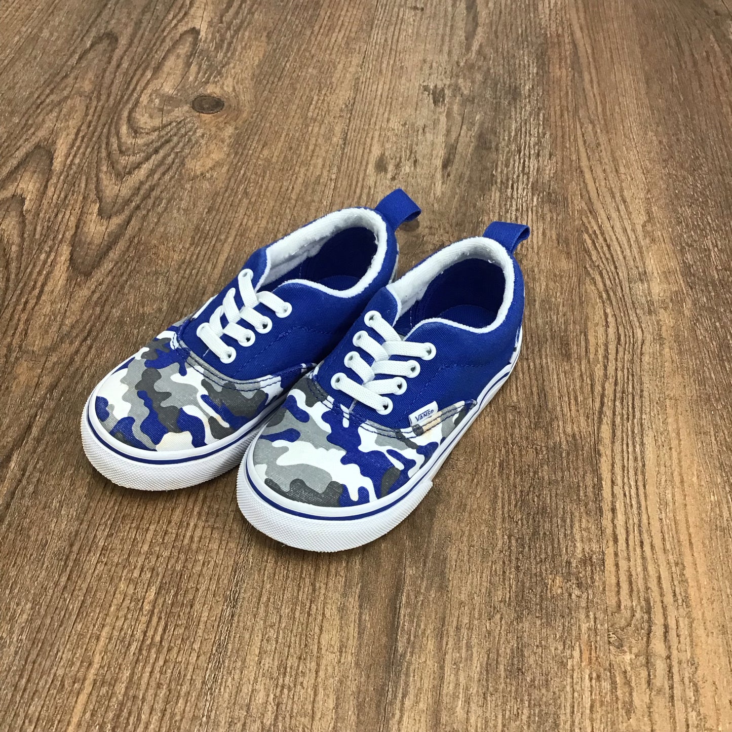 Vans Camo Size 9