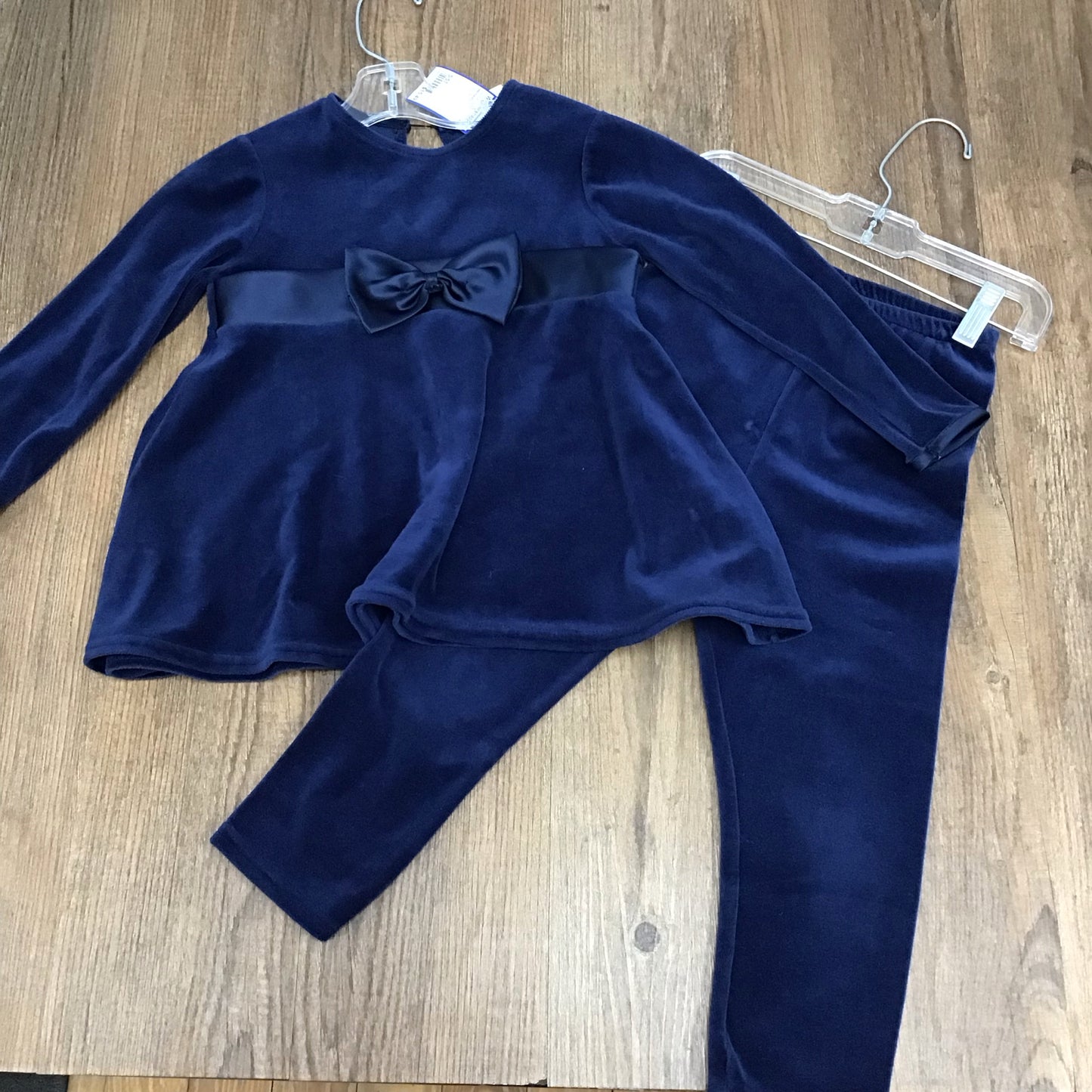 Marmaletta Kids Size 5/5T Two Piece Outfit