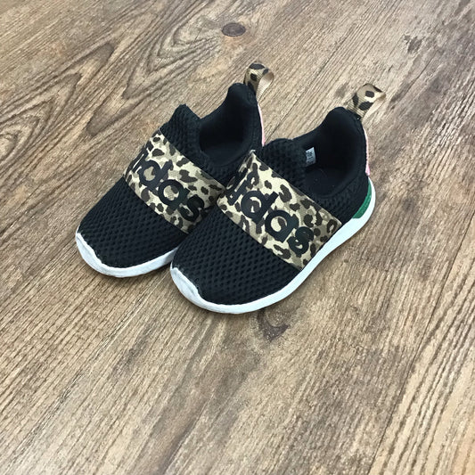 Adidas Slip On Sneakers Size 5