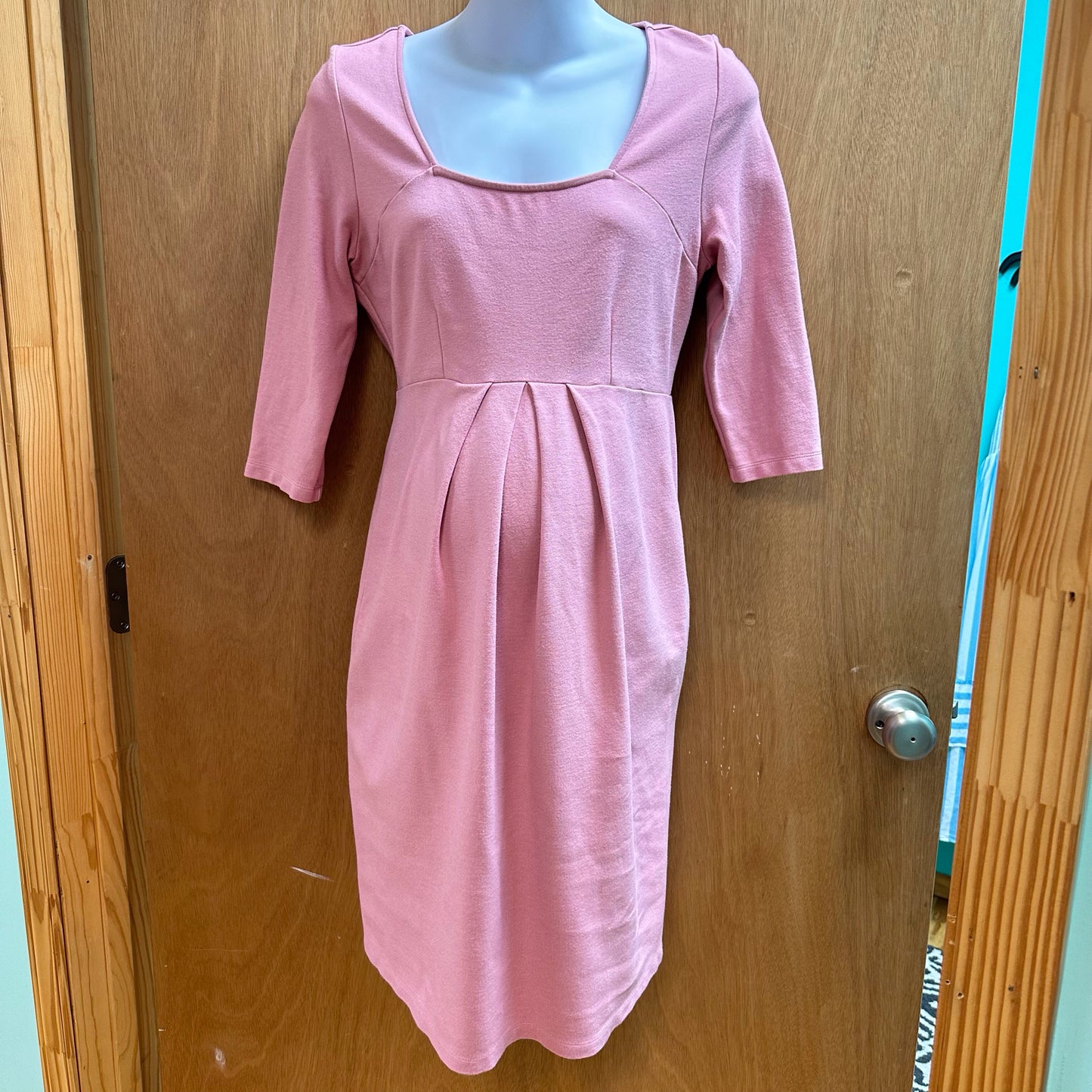 Isabella Oliver Size XS Maternity Pink Pleated Dress