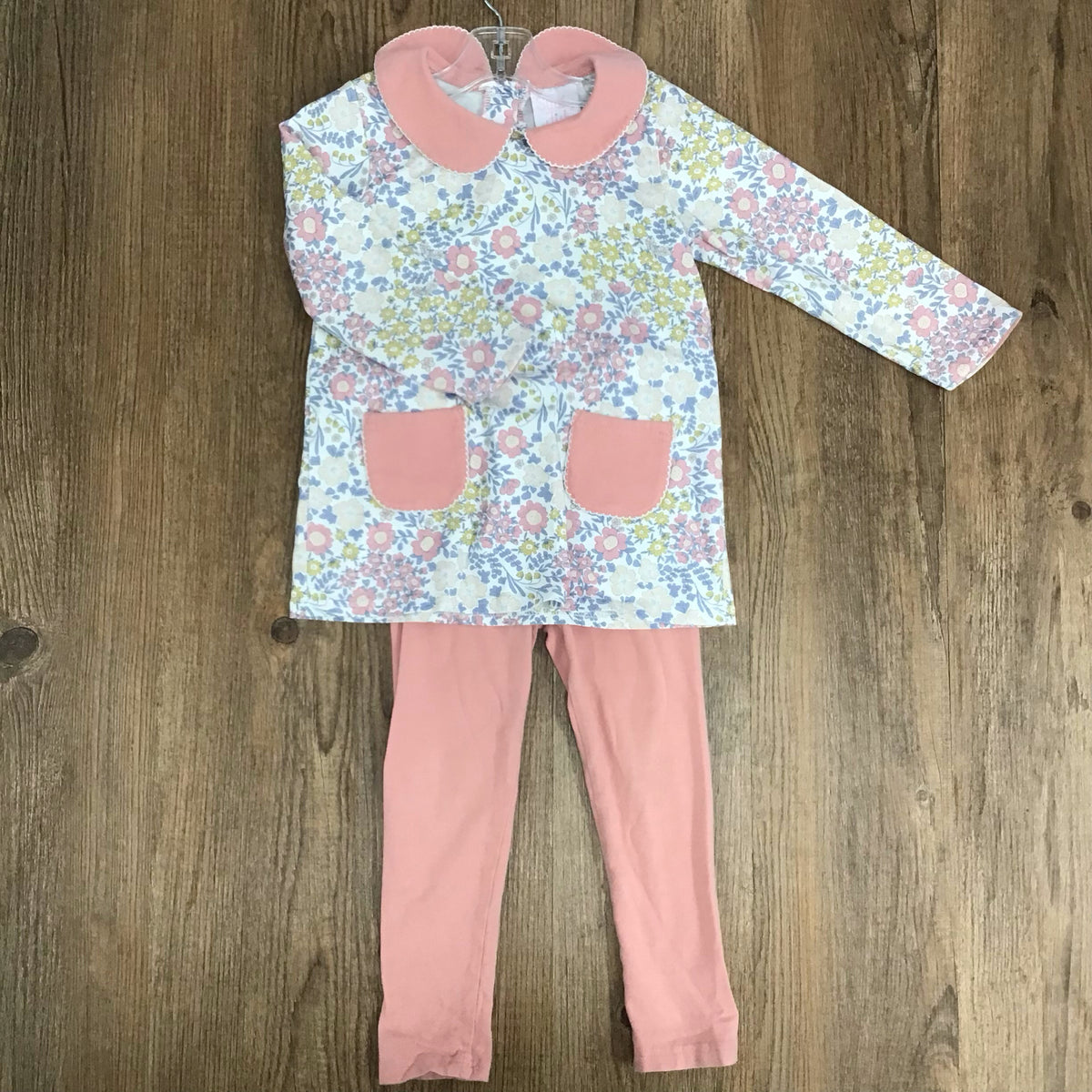 Stitchy Fish Kids Size 4/4T Two Piece Outfit