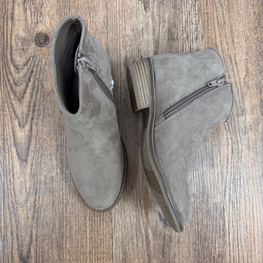 Cupcake Couture Kids Shoe Sizes 1 Youth Boots