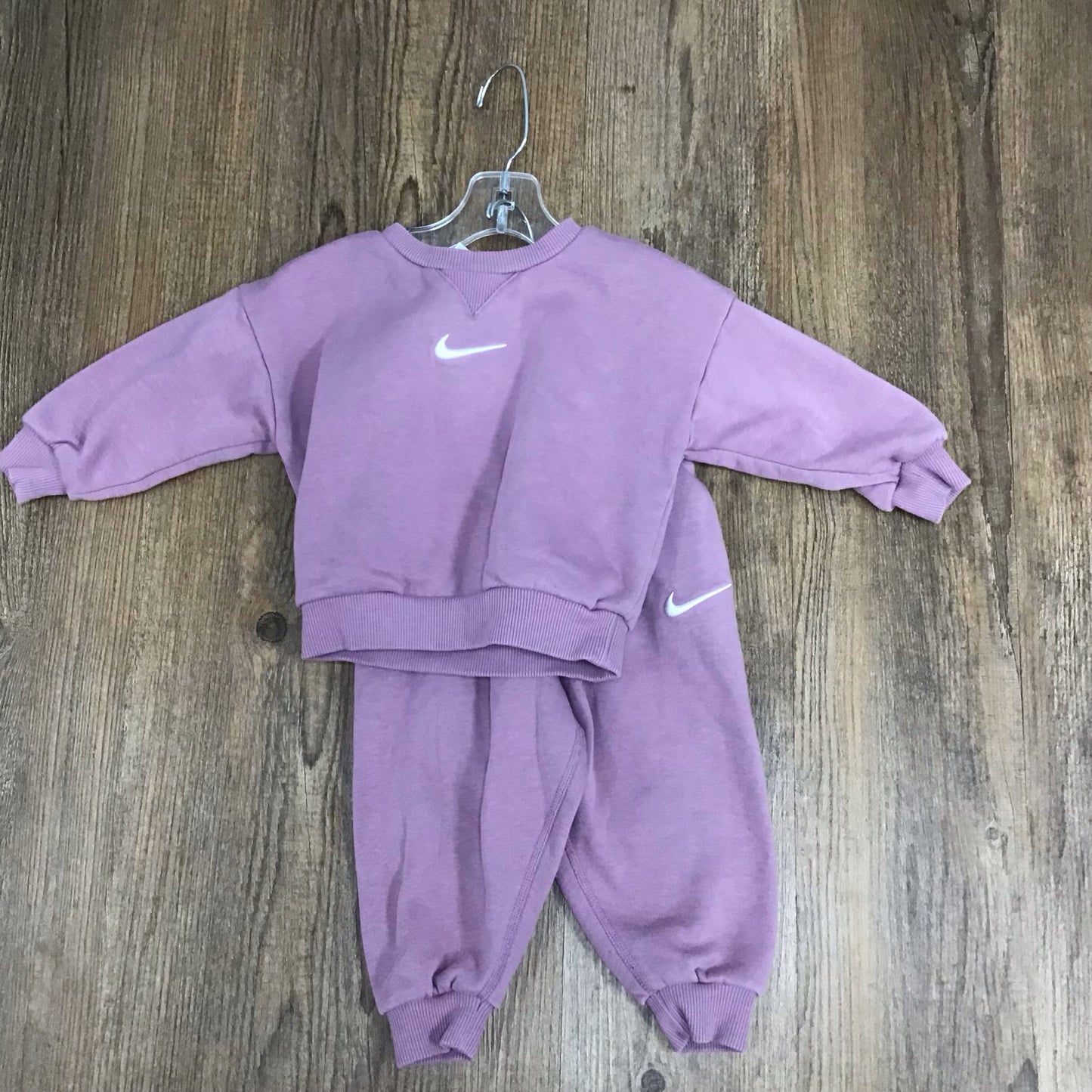 Infant Size 18 Month Nike Outfit 2 Piece