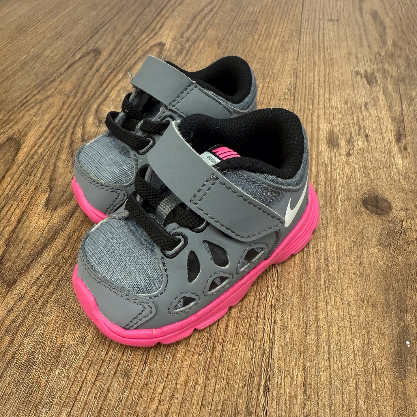 Kids Shoe Sizes 2 Nike Athletic Shoes