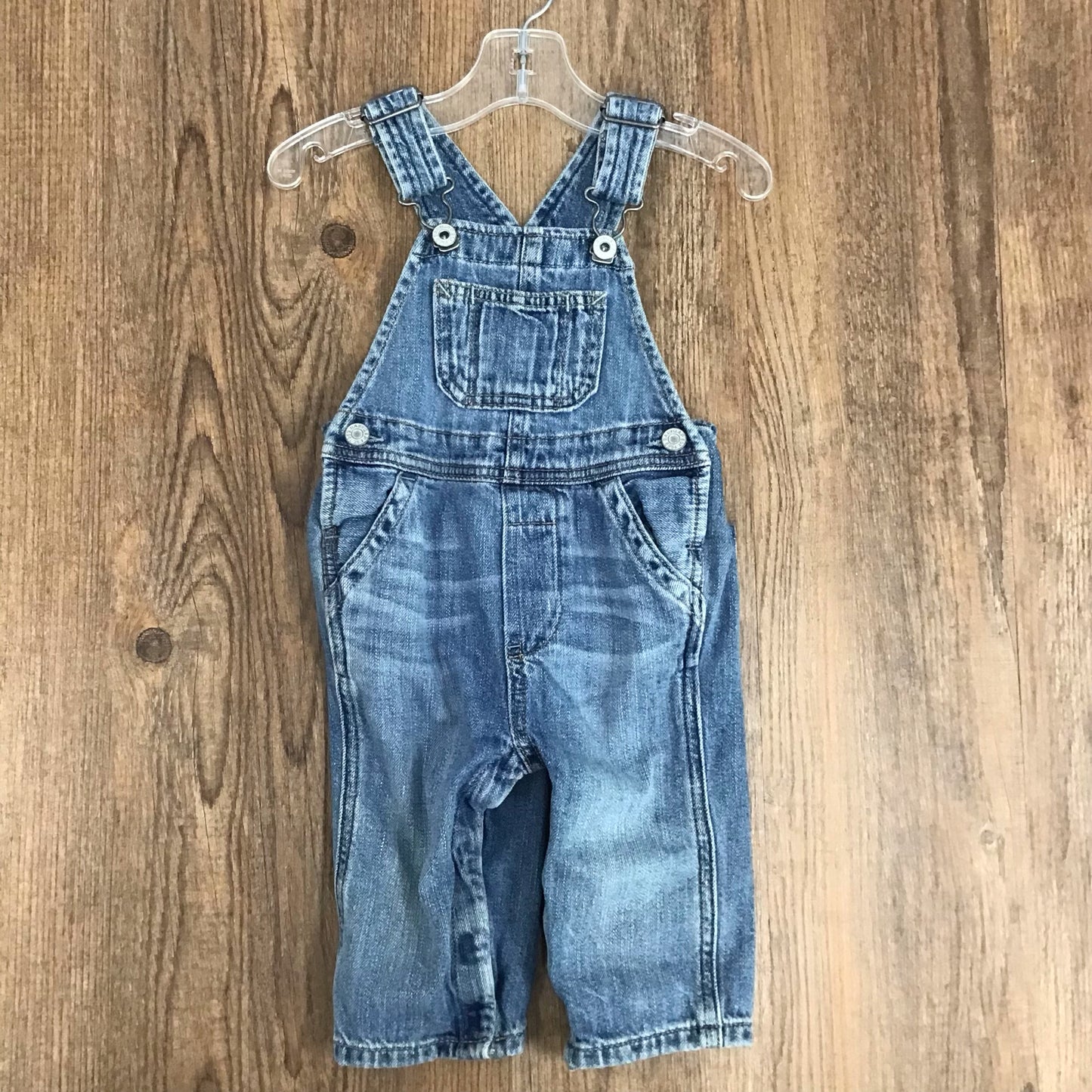 Gap Infant Size 6-12 Month Pants/Overalls