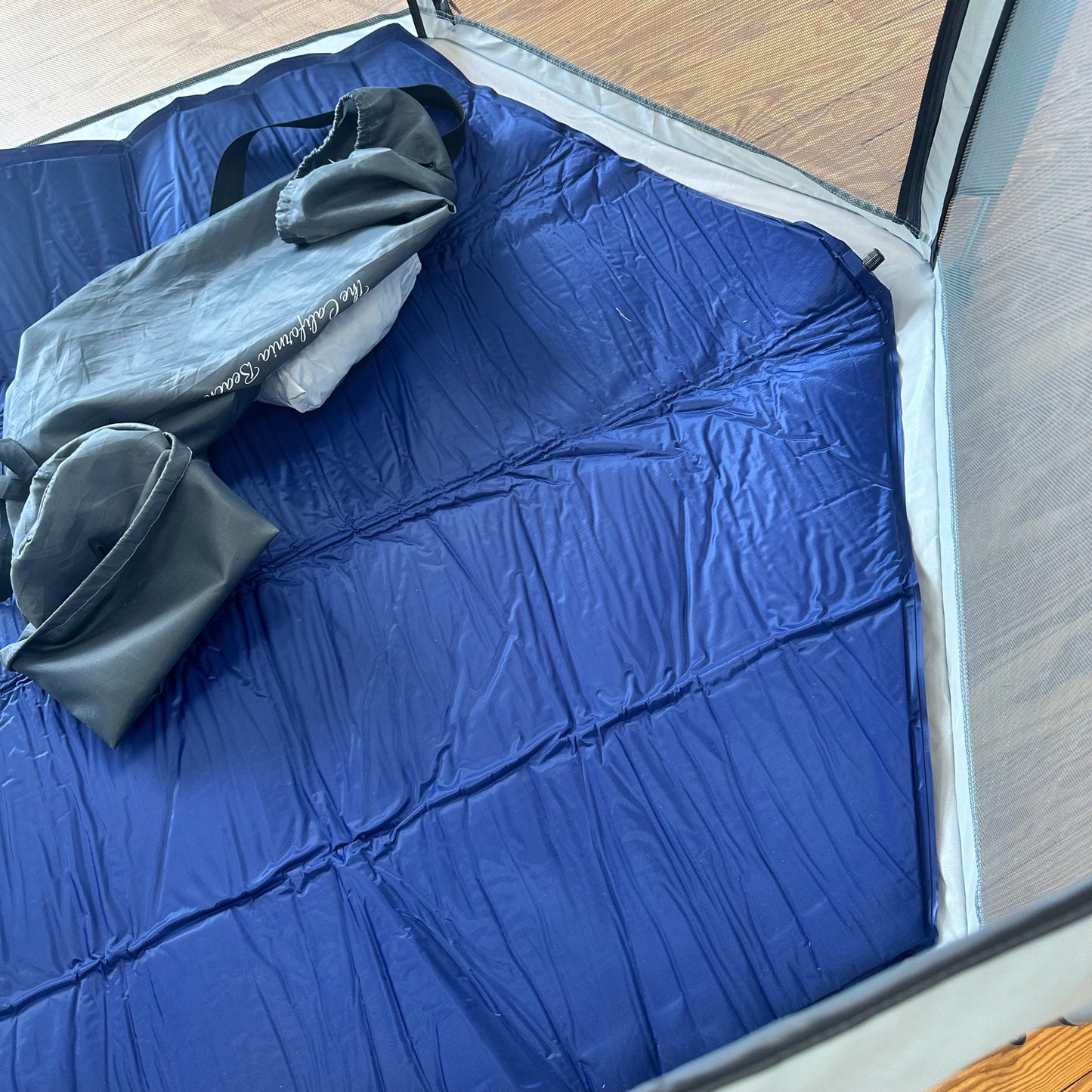 California Beach Co Pop Up Tent - This Item Does NOT SHIP