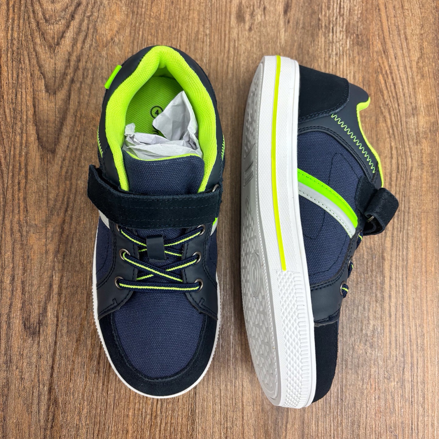 Dream Paris Kids Shoe Sizes 4 Athletic Shoes