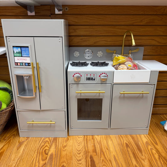 Kitchen Playset W/ Assorted Food