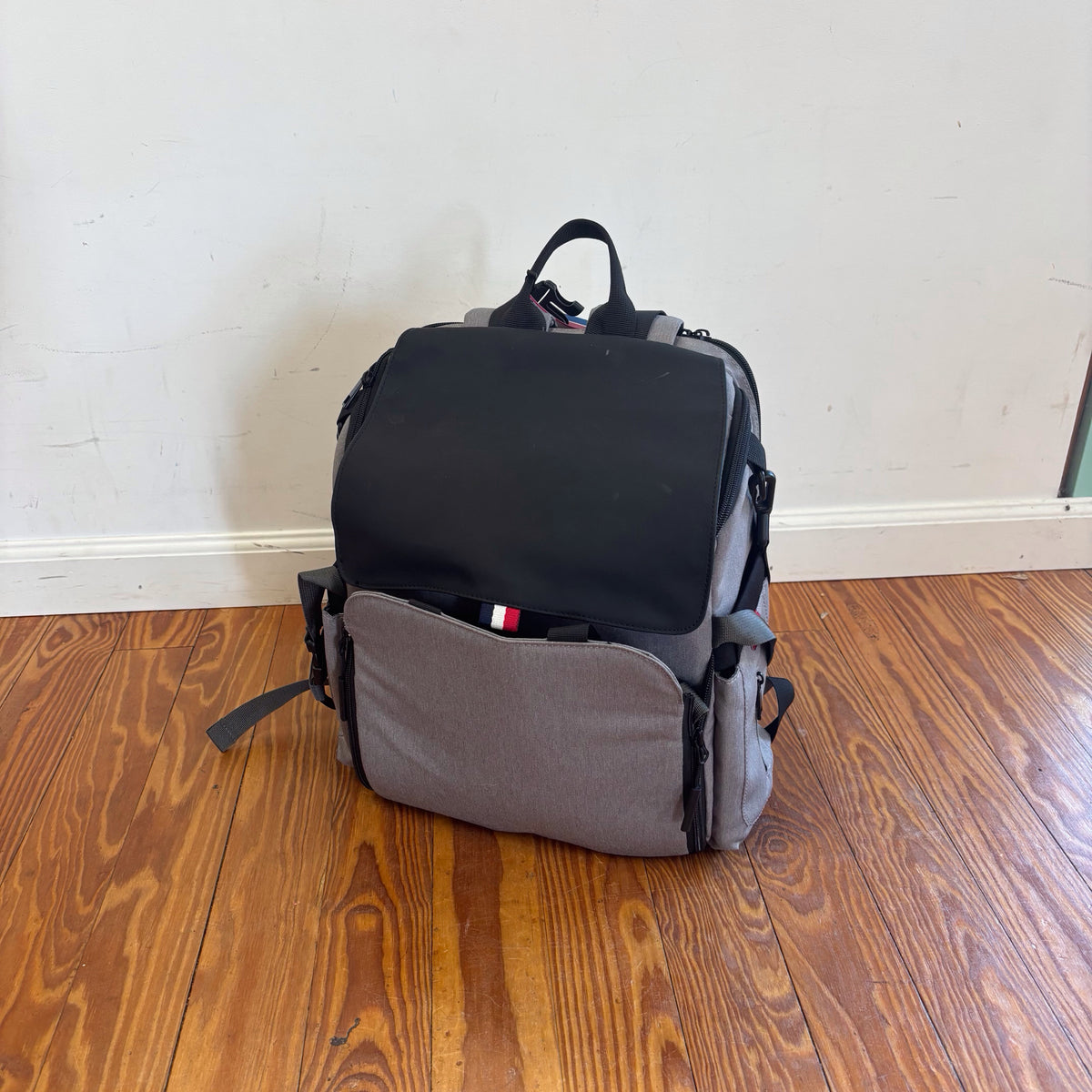 Gilly Gro Diaper Bag