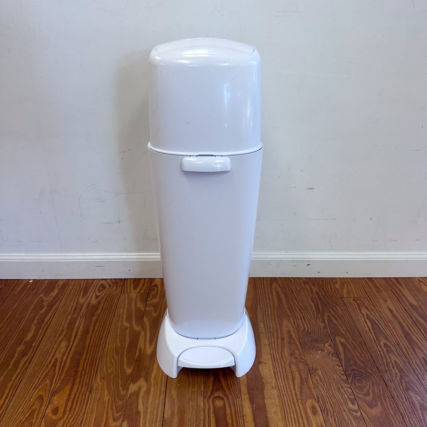 Diaper Genie Size Large Pail "Doesn't Ship" Local Pickup Only