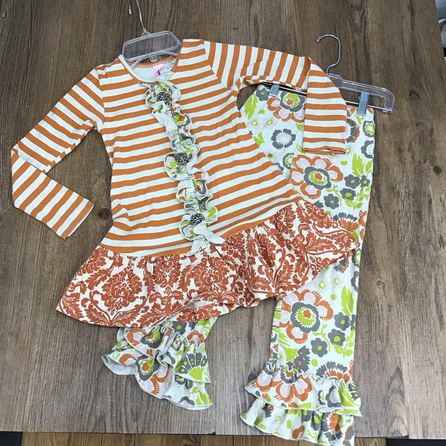 Giggle Moon Kids Size 7 Two Piece Outfit