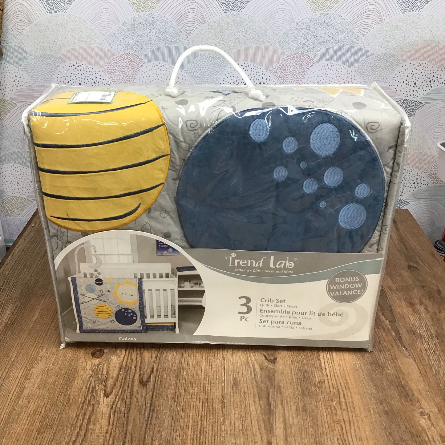 Trend lab crib set