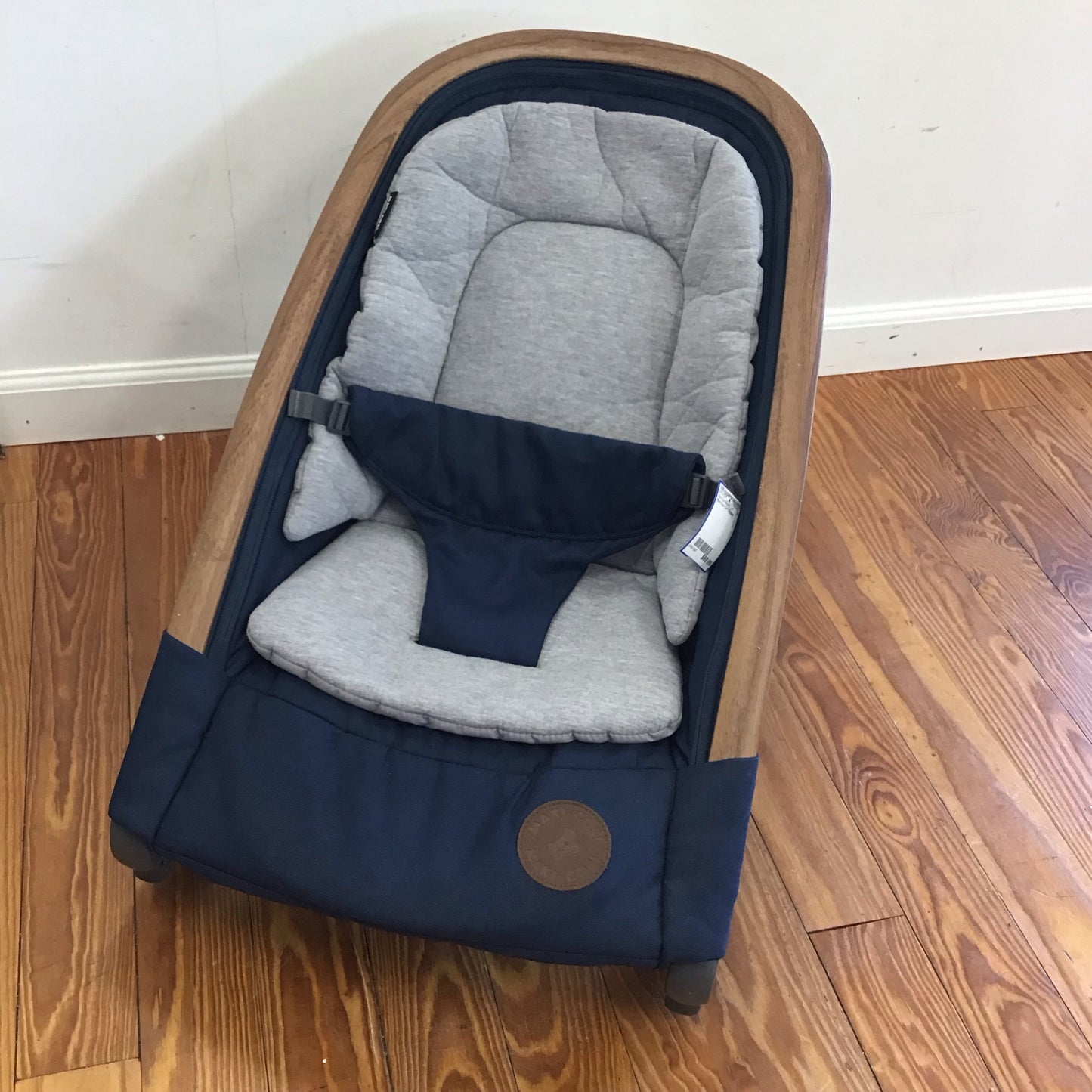 Maxi Cosi 2 in 1 Rocker - This Item Does NOT Ship