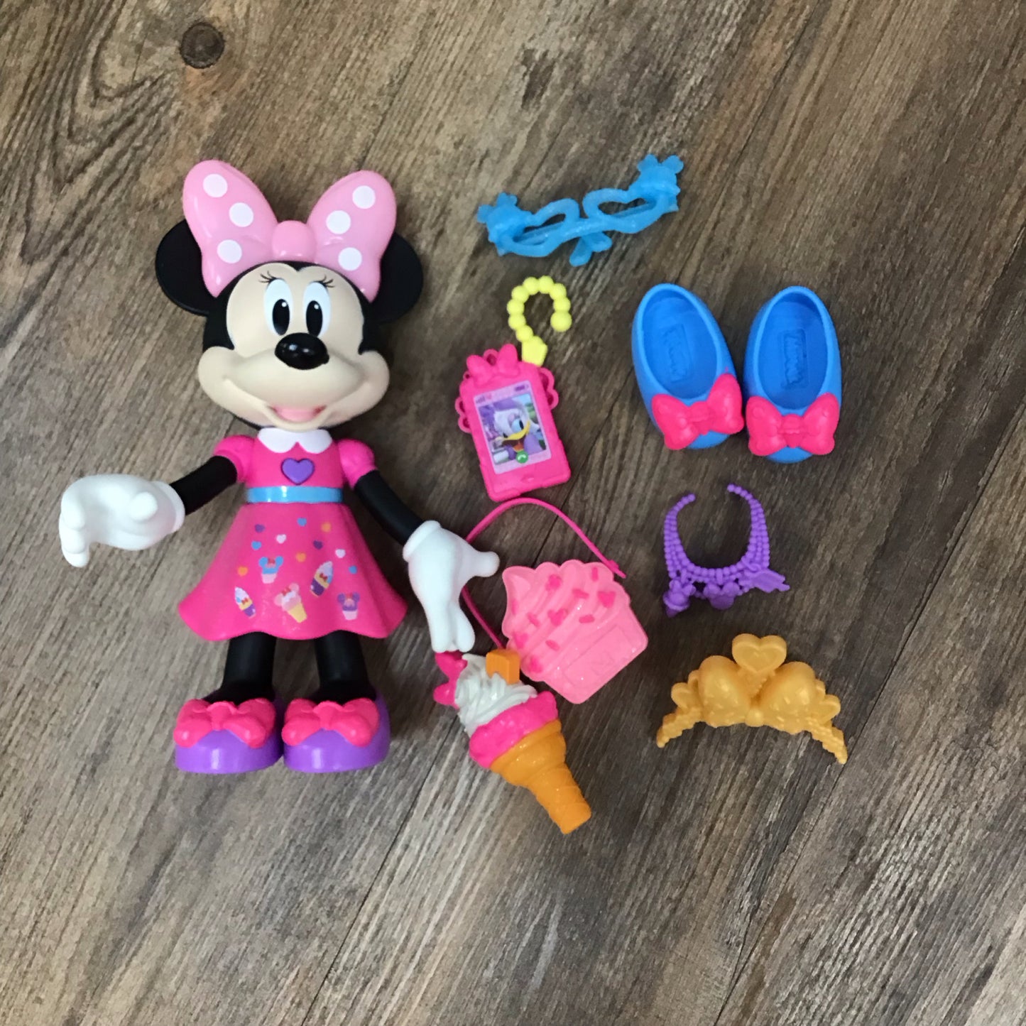 Minnie Mouse Sweets and Treats- This Item Does NOT ship