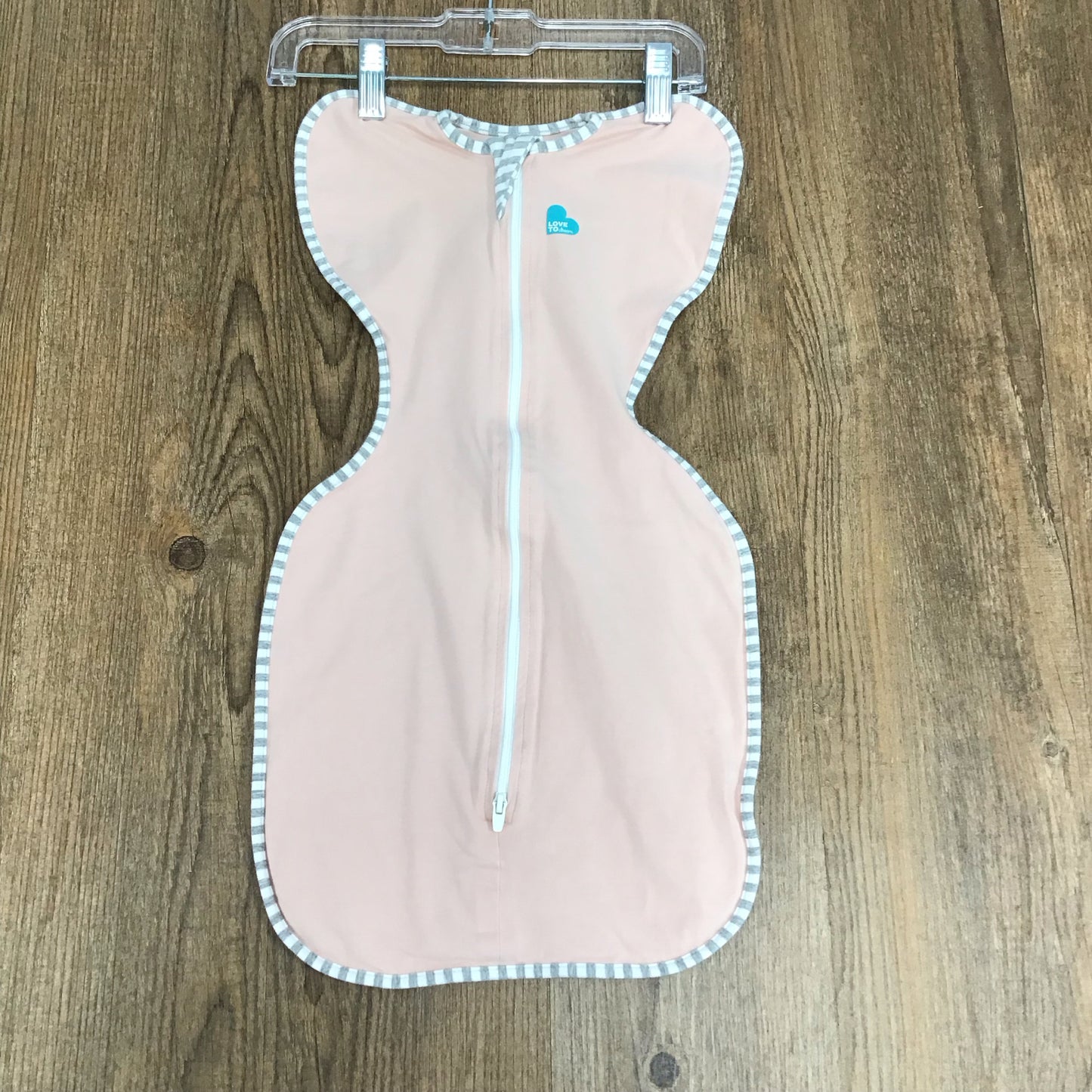 Love to Dream Swaddle Small1 TOG