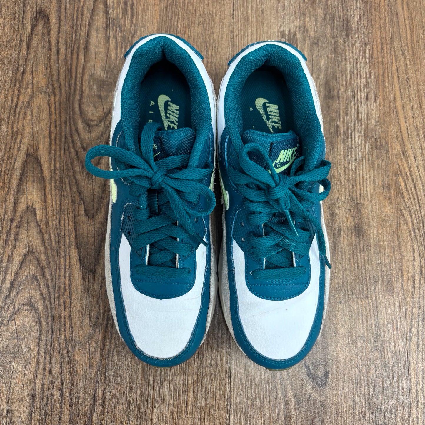 Nike Airmax 90 LTR Kids Shoe Sizes 4 1/2 Athletic Shoes