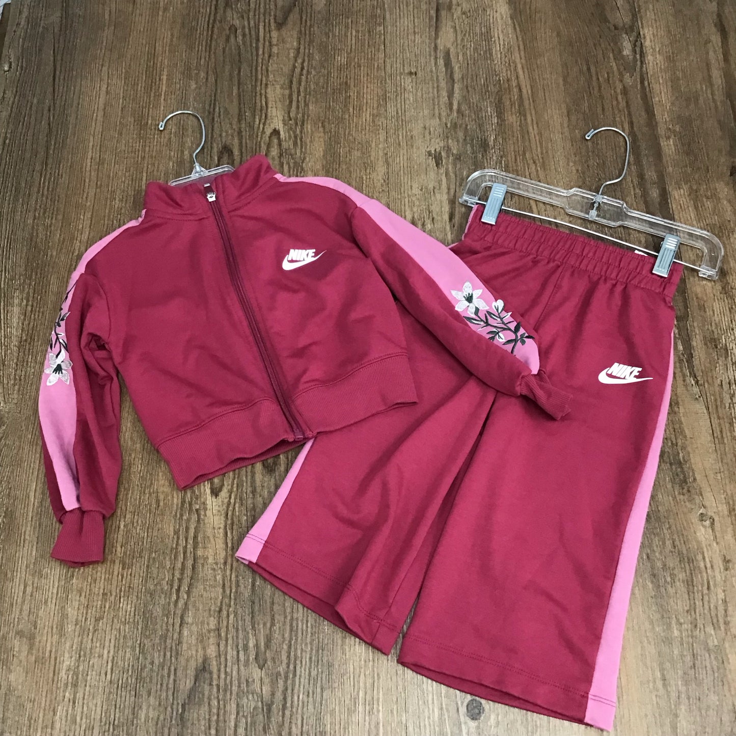 Nike Kids Size 2T Two Piece Outfit
