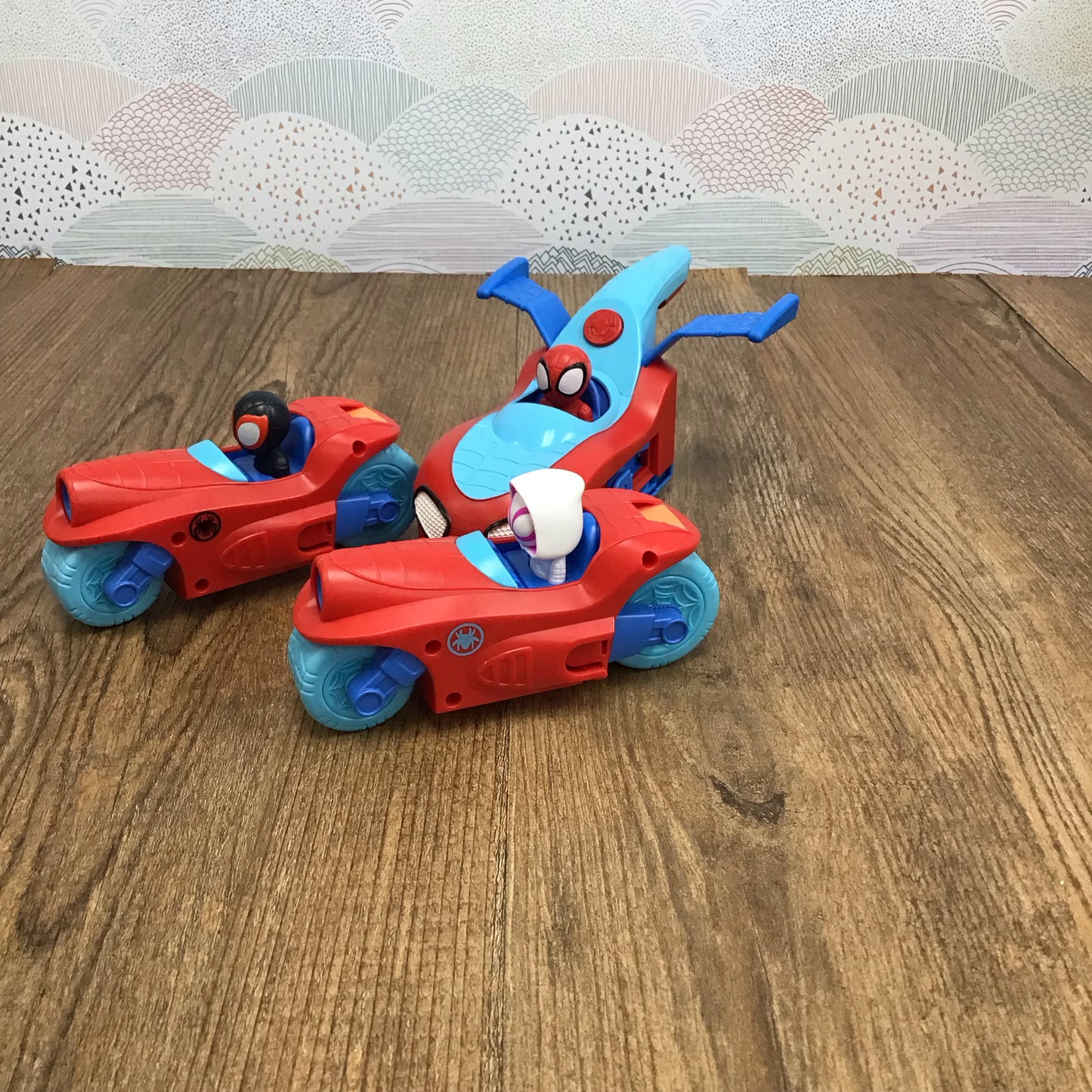 Spidey & Friends Slit Racer