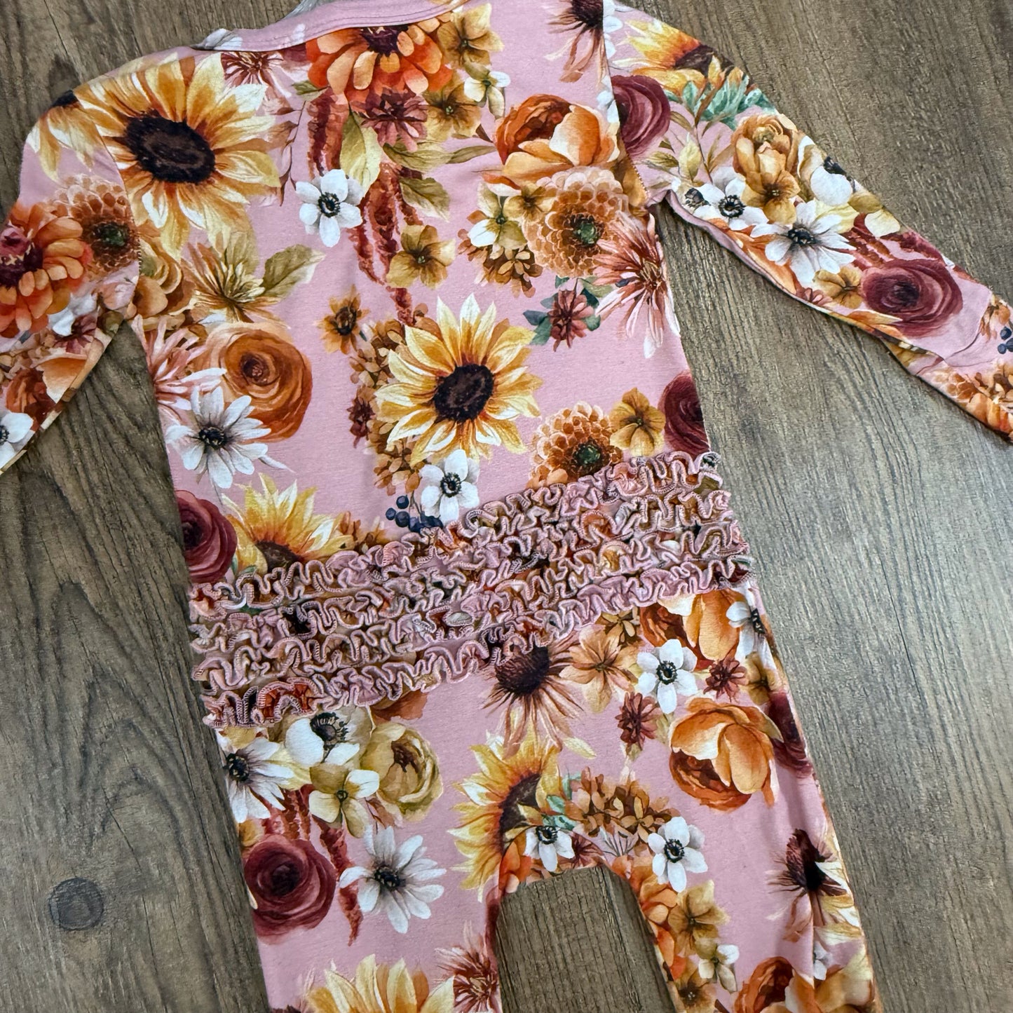 Posh Peanut Infant Size 12-18 Month Sleeper