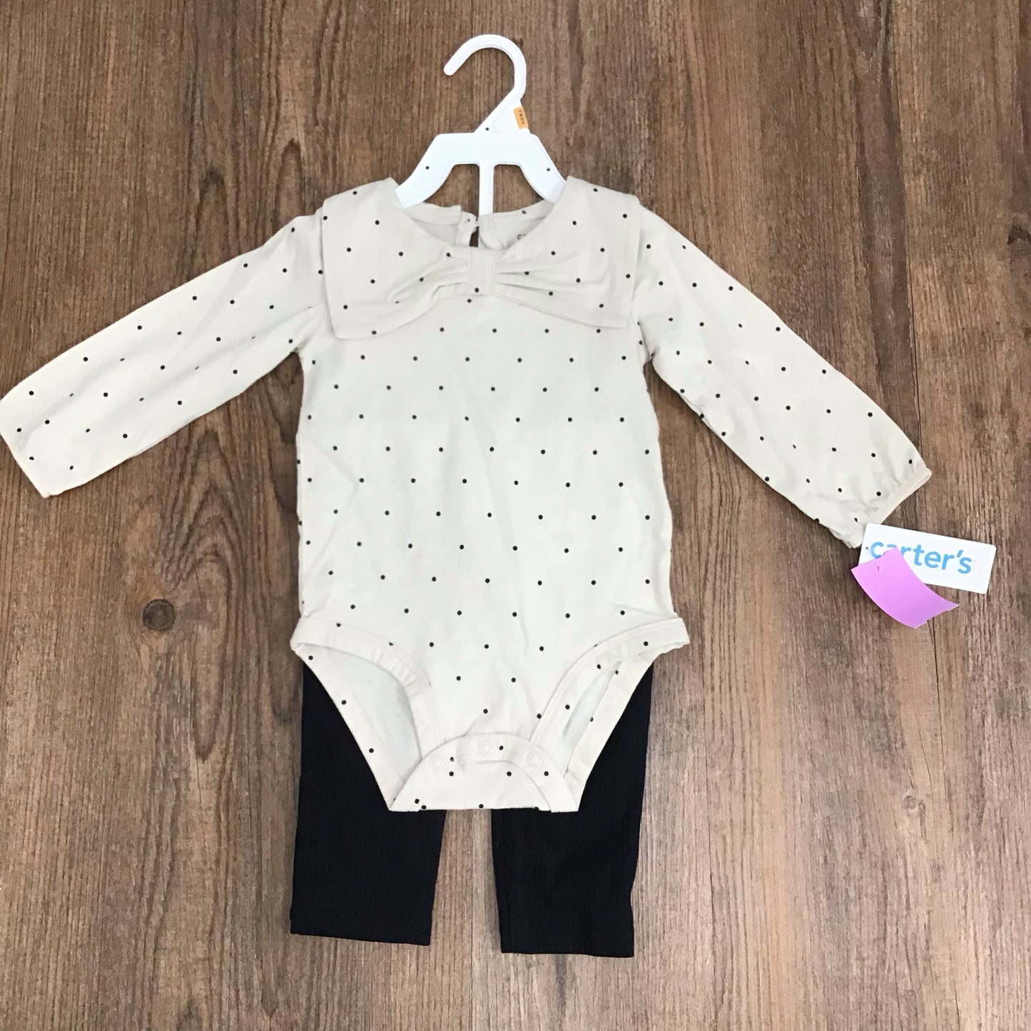 Infant Size 12 Month Carters Outfit 2 Piece