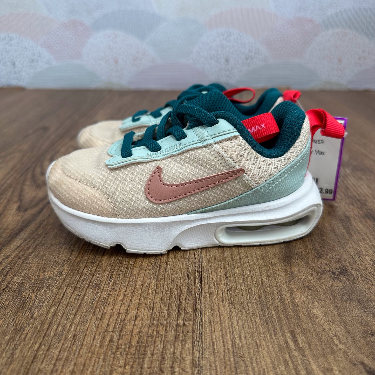 Nike Size 7c Air Max Shoes