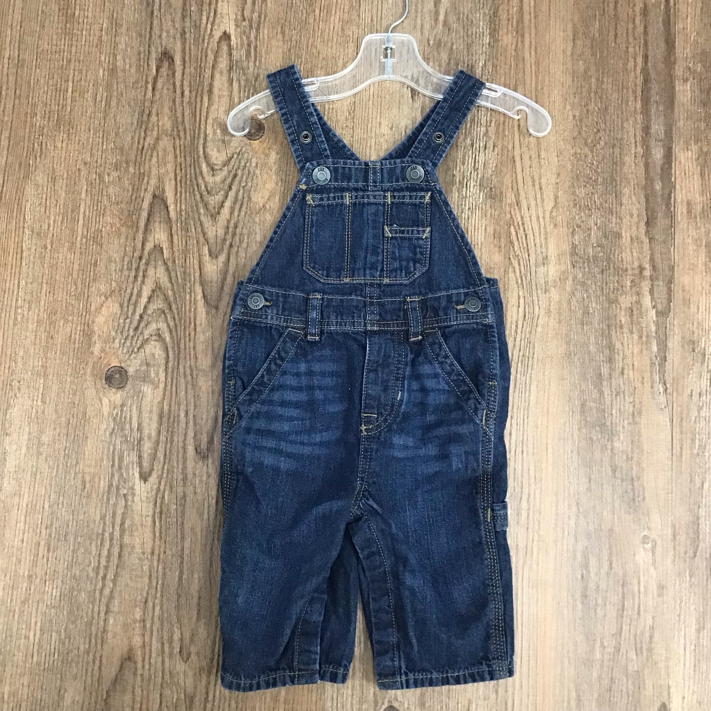 Gap Infant Size 6-12 Month Pants/Overalls