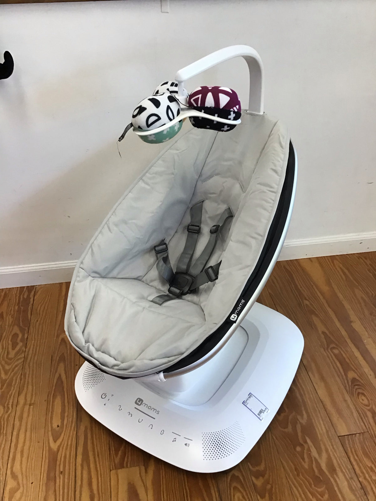 Momaroo This Item Does NOT Ship