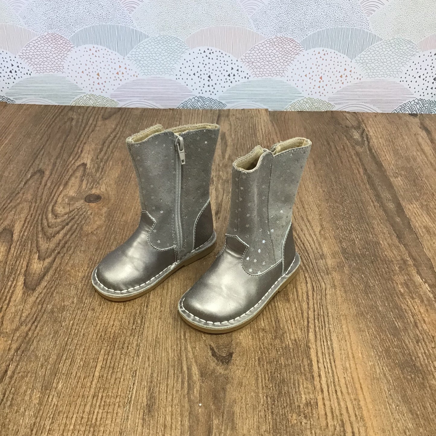 Kids Livie & Luca Boots Size 5