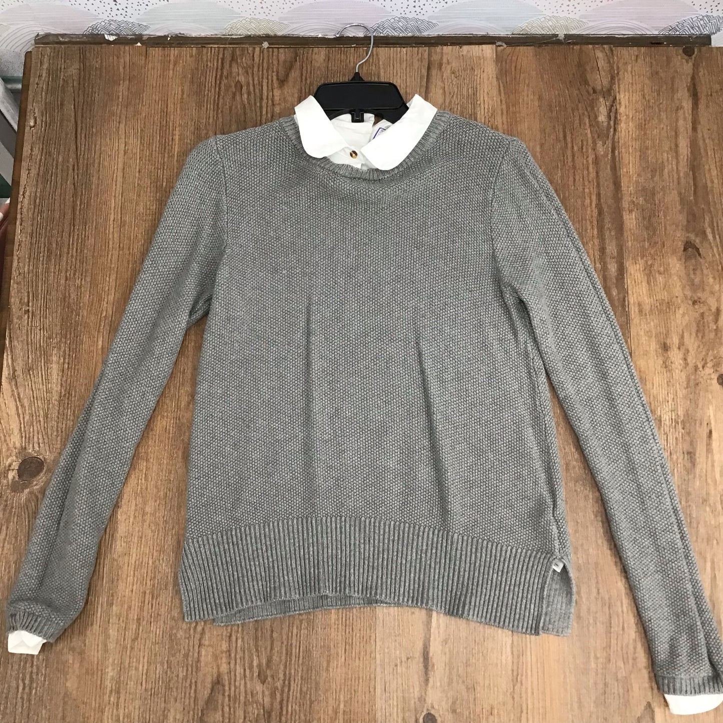 Fall/Winter Seraphine Maternity Size Small Sweater/Hoodie