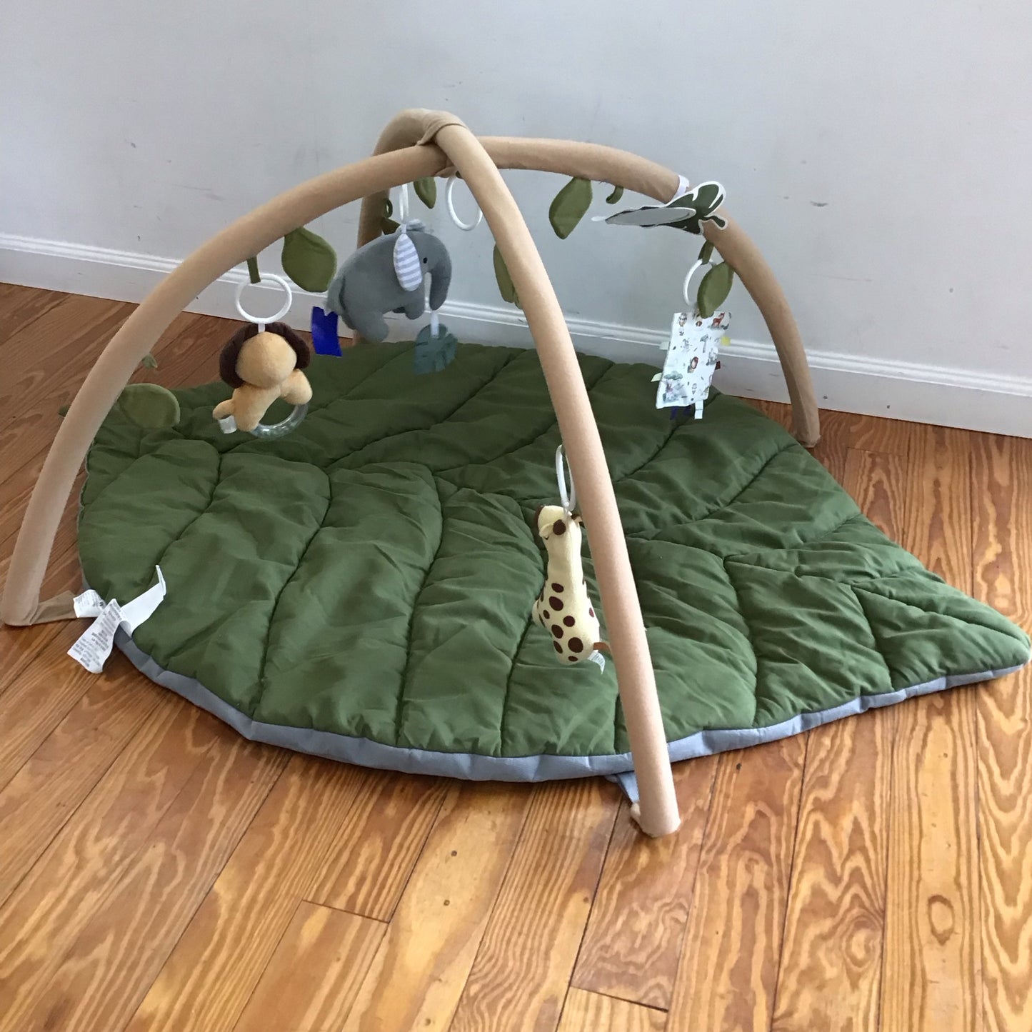 Babylicious leaf play gym-this Item Does NOT Ship