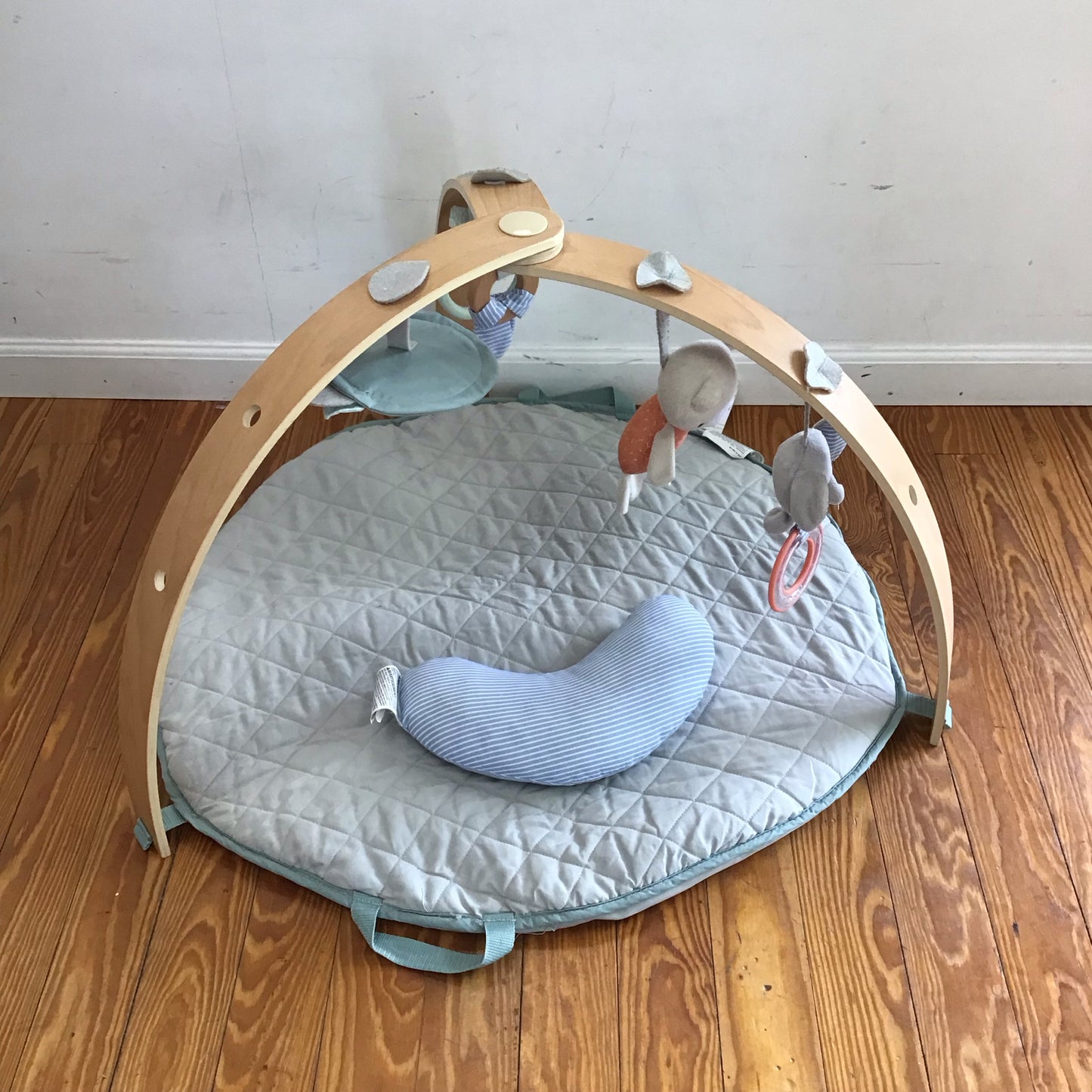 Infantino Cozy spot reversible - This Item Does NOT Ship