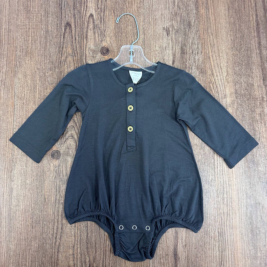 Infant Size 12-18 Month Kate Quinn Romper