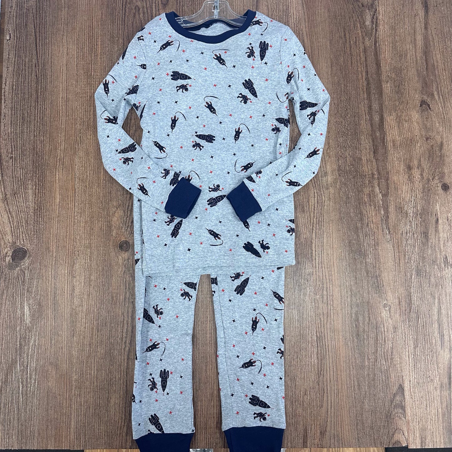 Basic Kids Size 8 Pajamas 2 piece