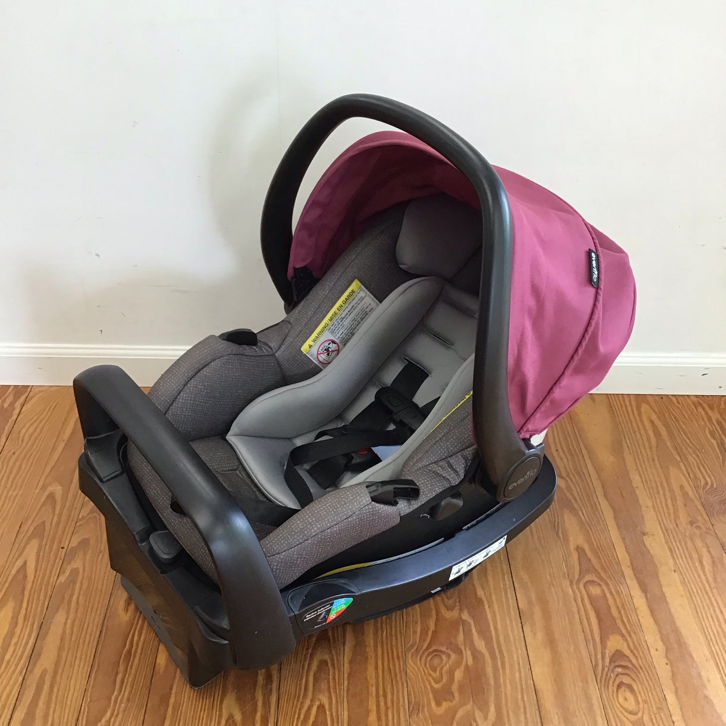 Evenflo Litemax Safemax NB Car Seat - This Item Does NOT Ship