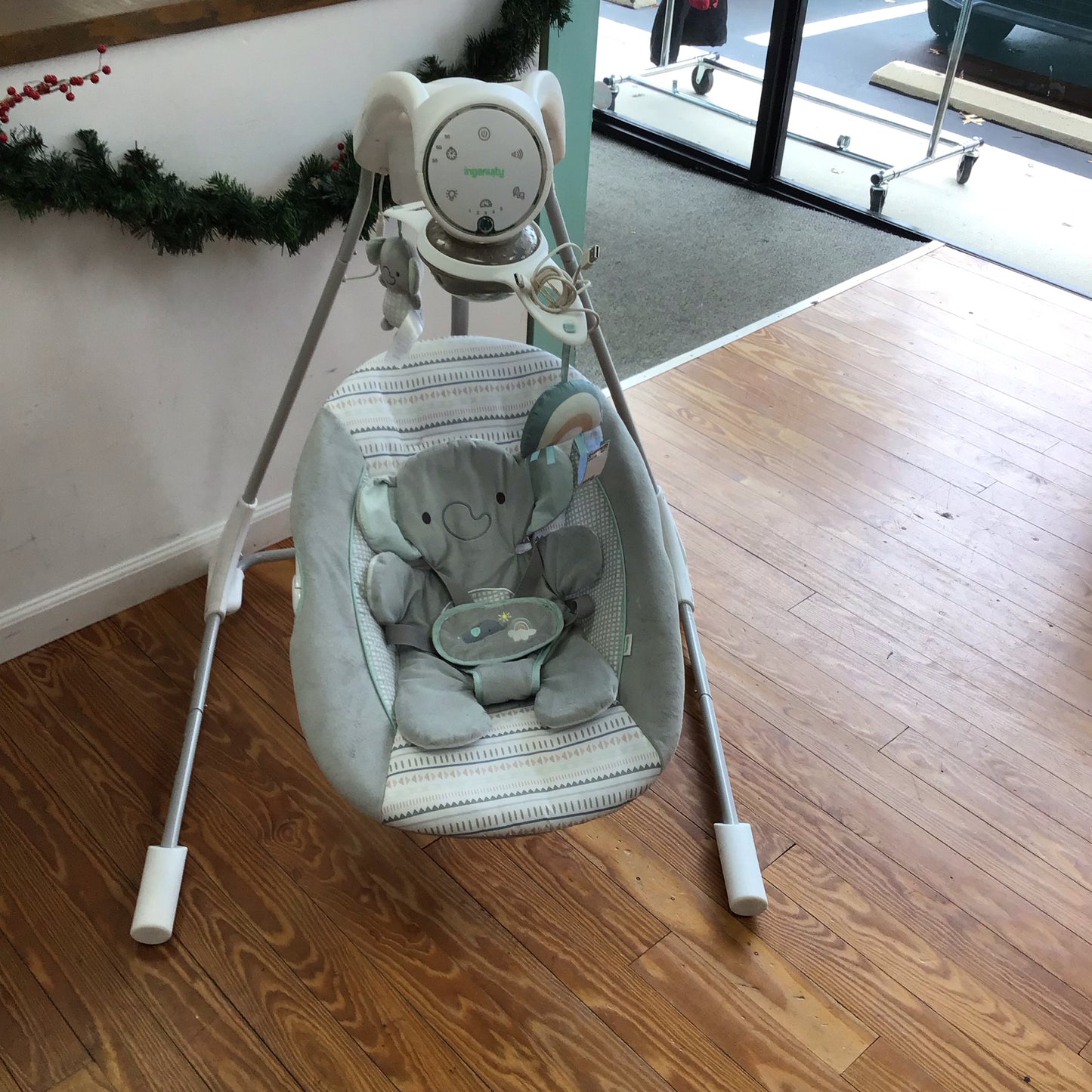 Inlighten Cradle Swing