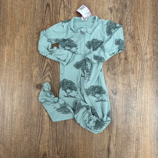 Kate Quinn Infant Size 3-6 Month Sleeper/Gown