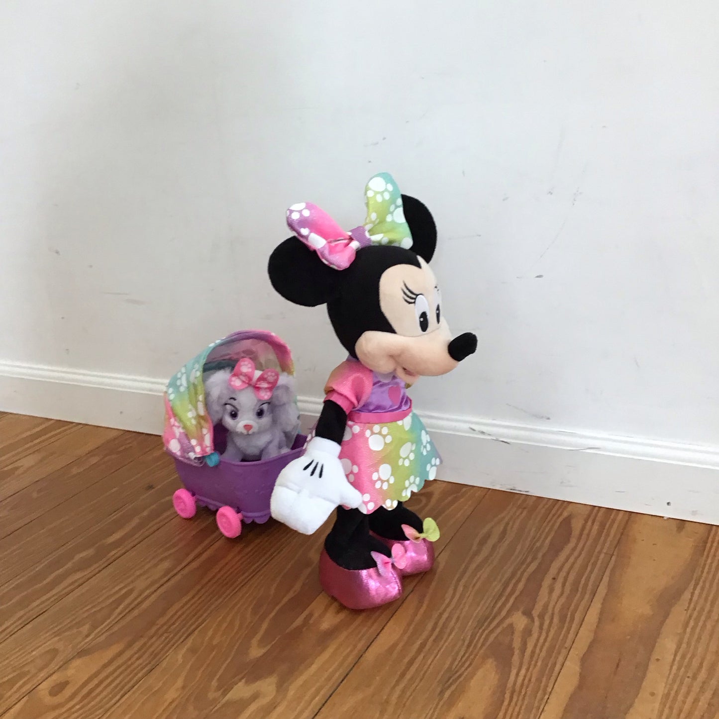 MinnieMouse Waggin' Wagon-this item does NOT ship