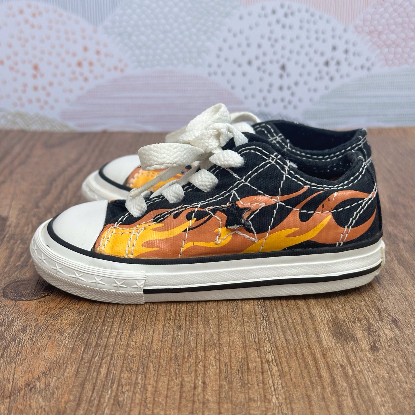 Converse Size 5c Flame Athletic Shoes