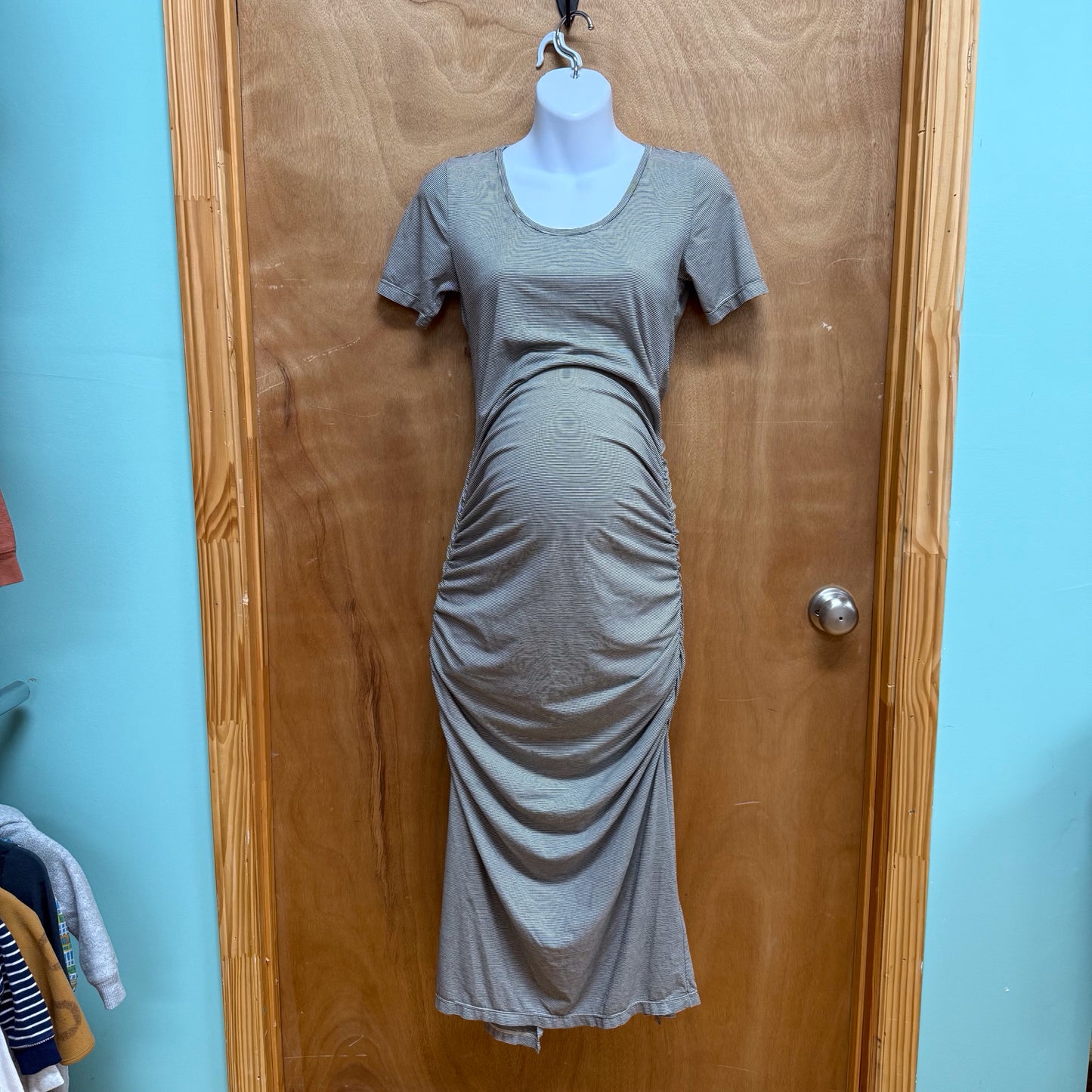 NOM Maternity Size Large Maxi Dress