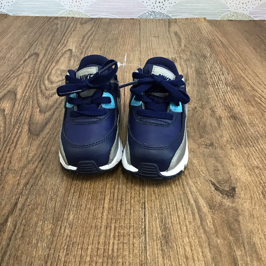 Kids Shoe Size 6 Nike Athletic Shoes