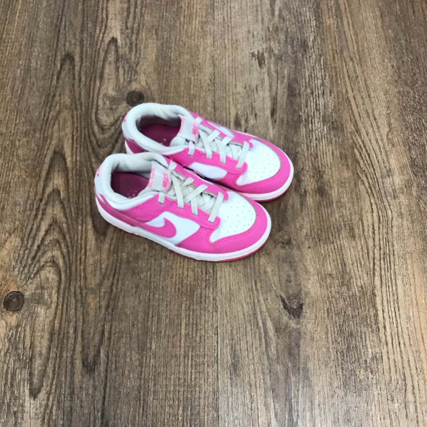 Nike Dunk Low Athletic Shoes Size 10