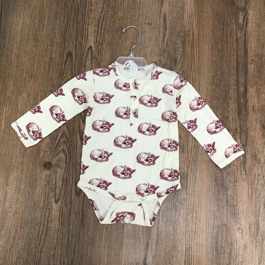 Kate Quinn Infant Size 12-18 Month Onesie