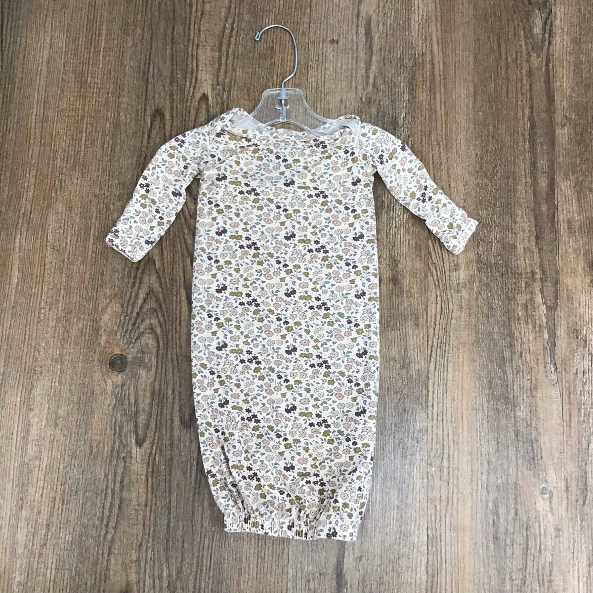 Quincy Mae Infant Size 0-3 Month Sleeper/Gown