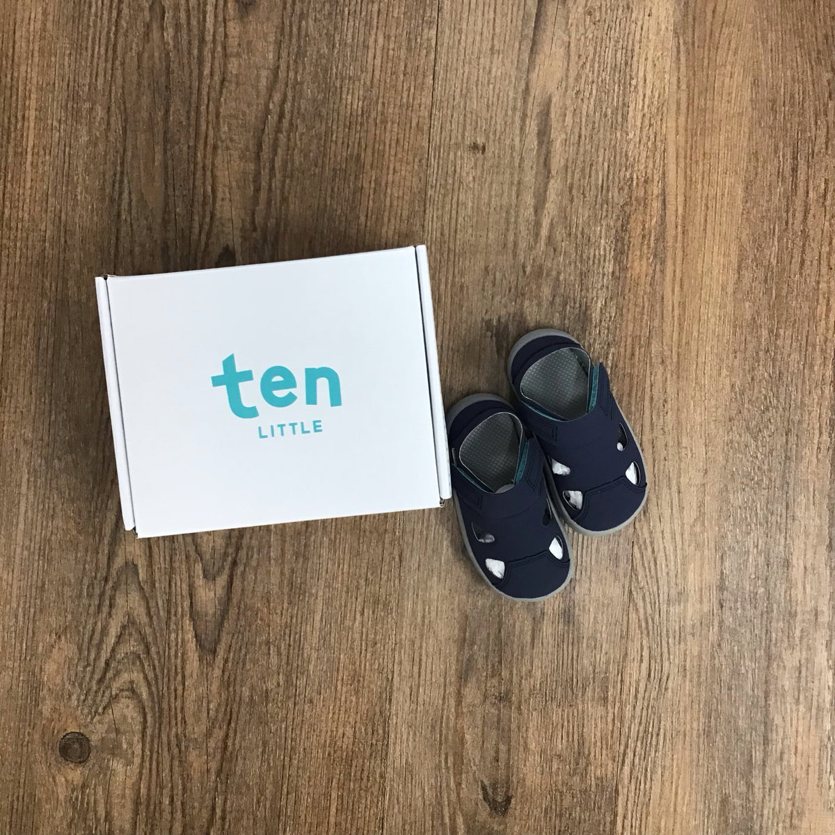 Kids Size 5 1/2 NEW Ten Little Sandals