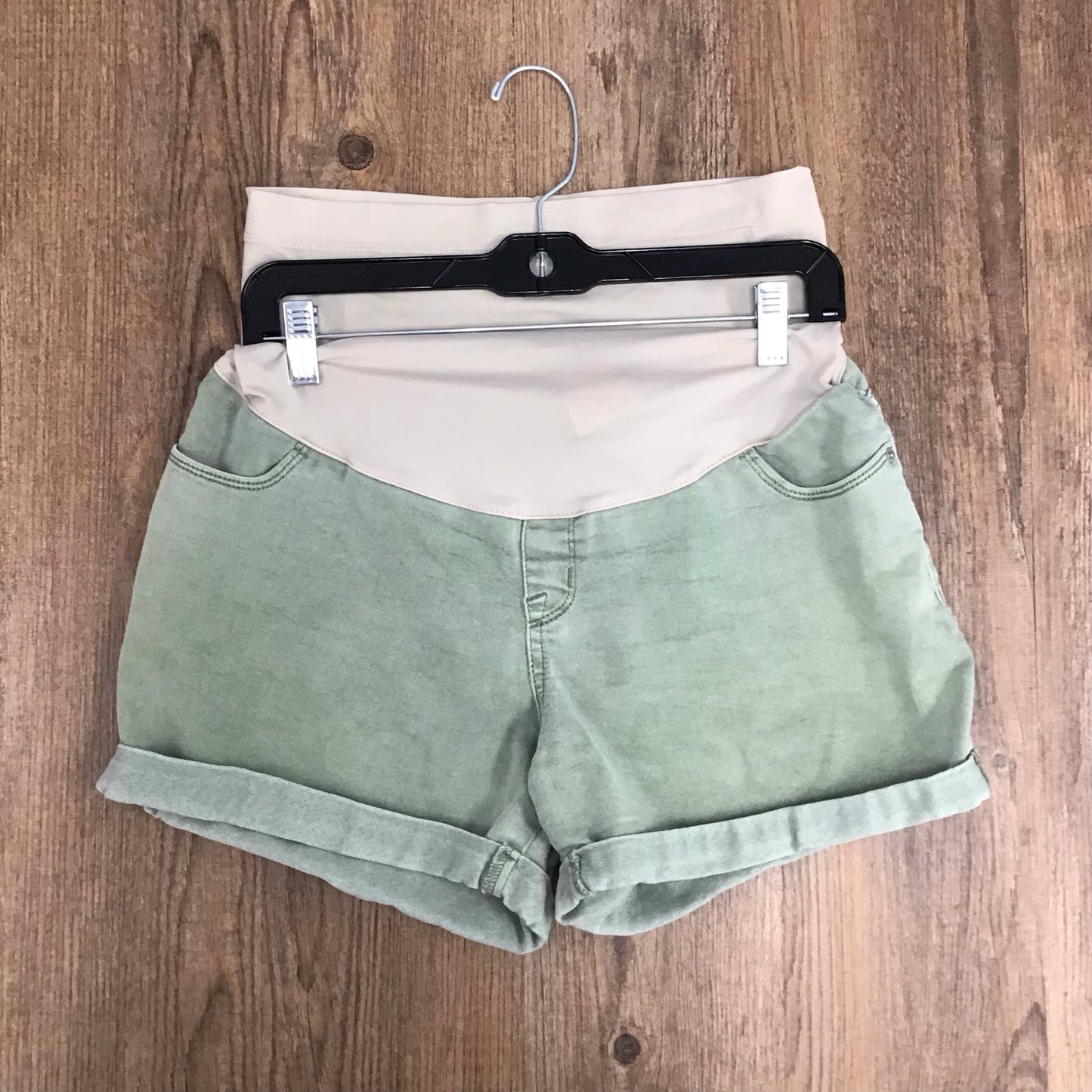 Liz Lange Maternity Size Small Spring/Summer Shorts