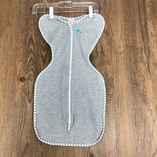 Love to Dream Swaddle Small1 TOG
