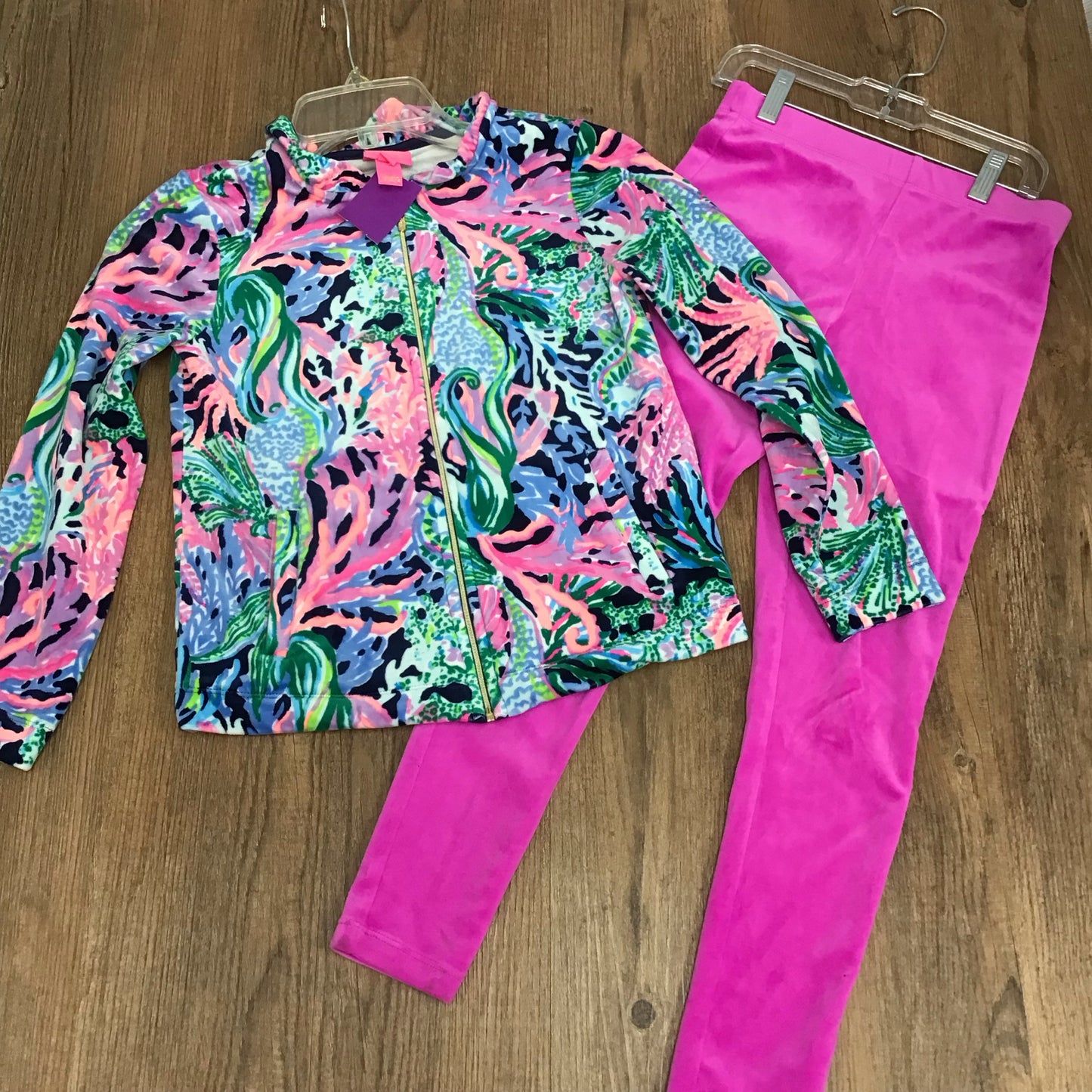 Lilly Pulitzer Kids Size 8/10 Two Piece Outfit